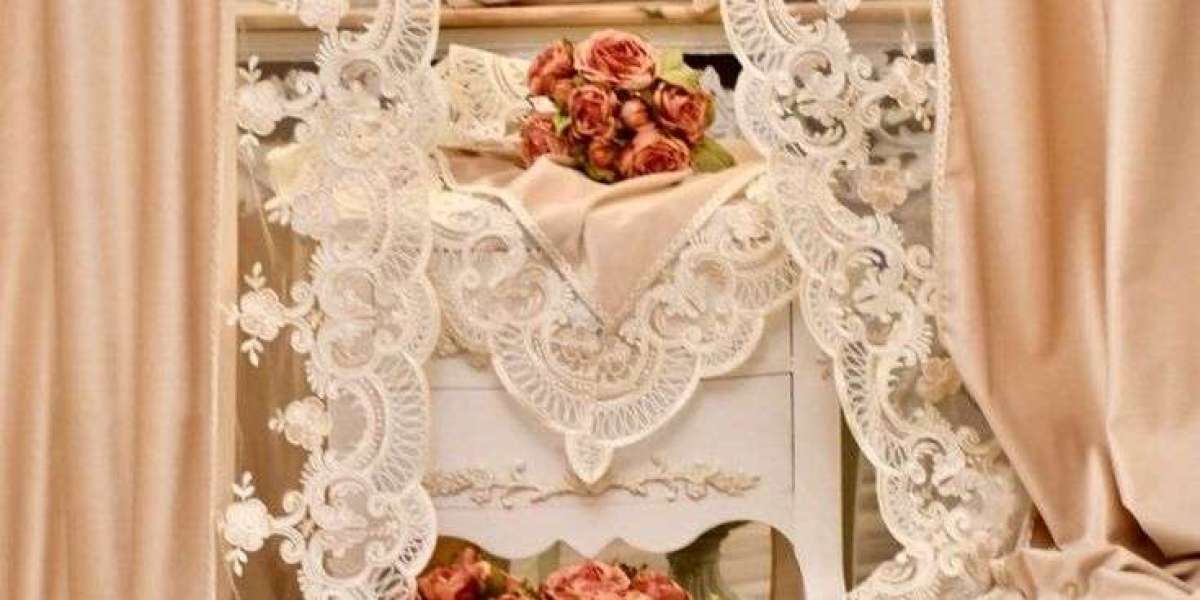 Custom vs. Ready-Made Curtains: Which is Right for You?