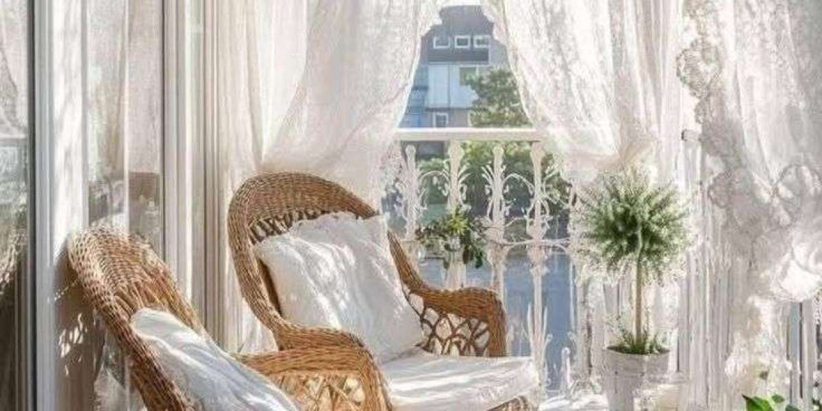 Choosing Between Sheer and Blackout Curtains – A Room-by-Room Guide