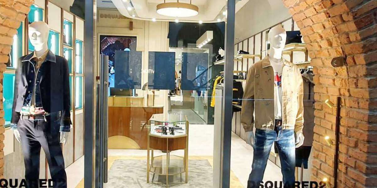 Personal Shopper Secrets: Tips for Buying the Right Dsquared2 Hoodie